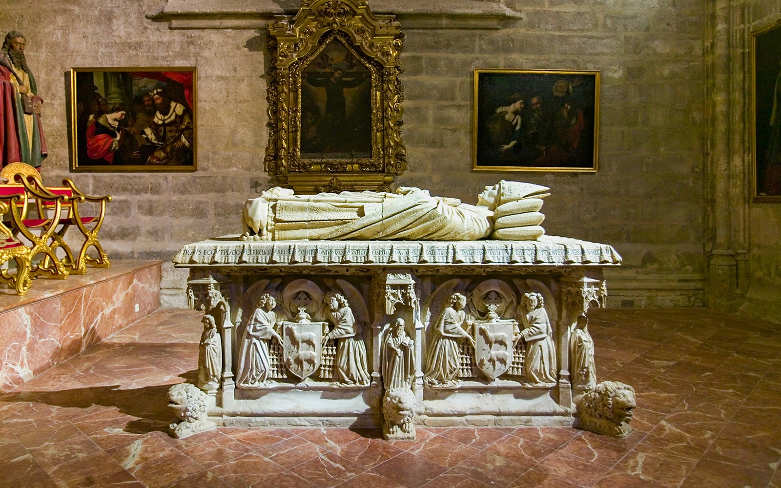 Seville Cathedral & La Giralda Skip-the-Line Guided Tour
