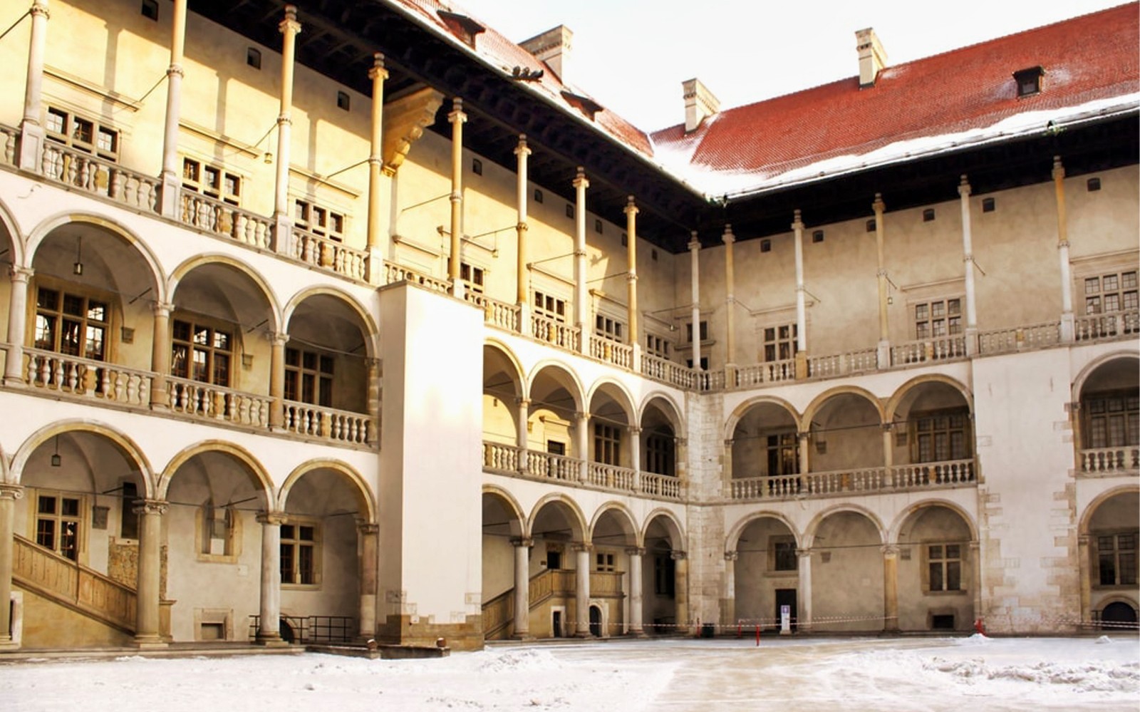 Wawel Castle & Cathedral Guided Tour — gallery 4
