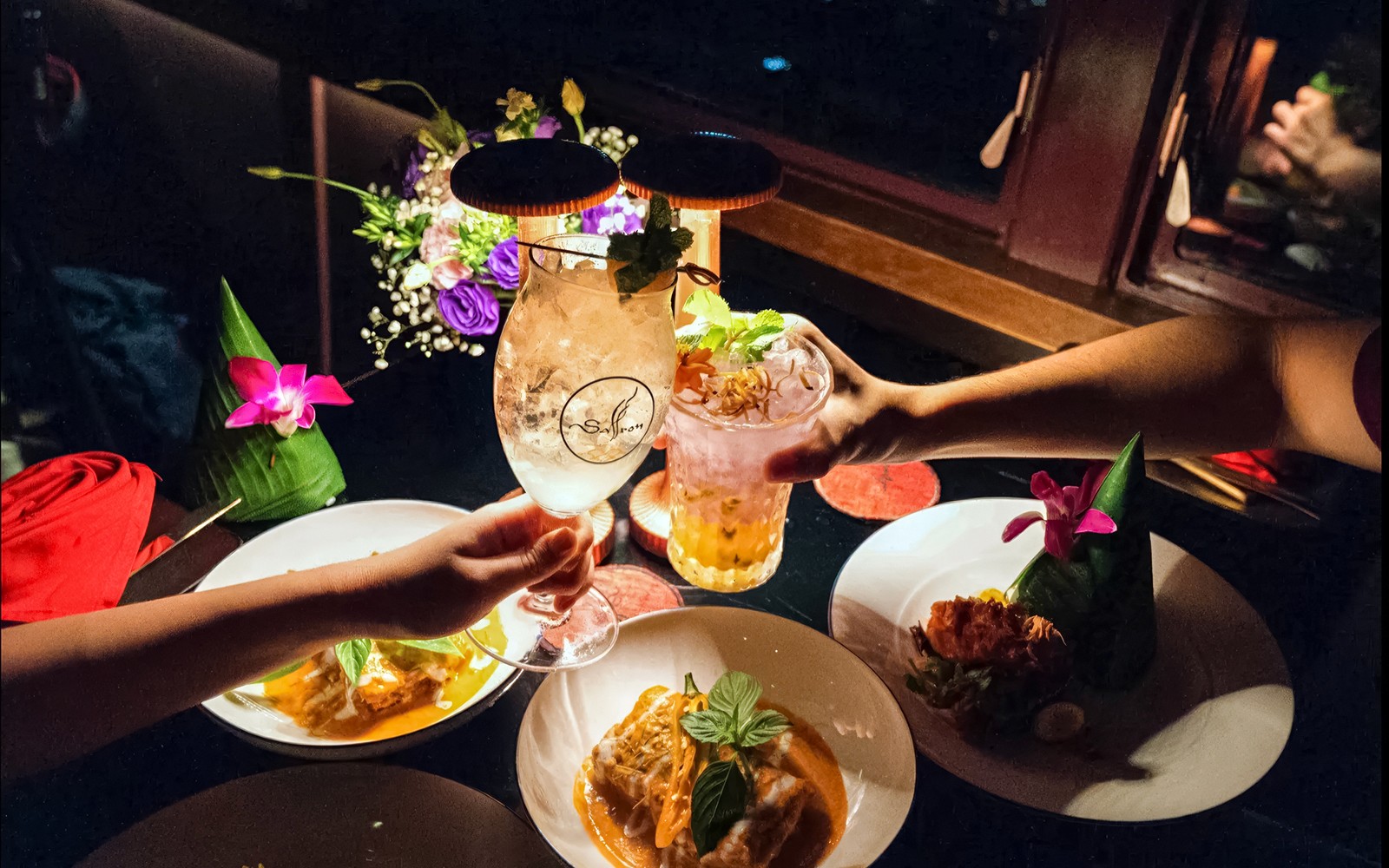 Saffron Dinner Cruise by Banyan Tree (5 Star Luxury Hotel) with Unlimited Soft Drinks — gallery 1