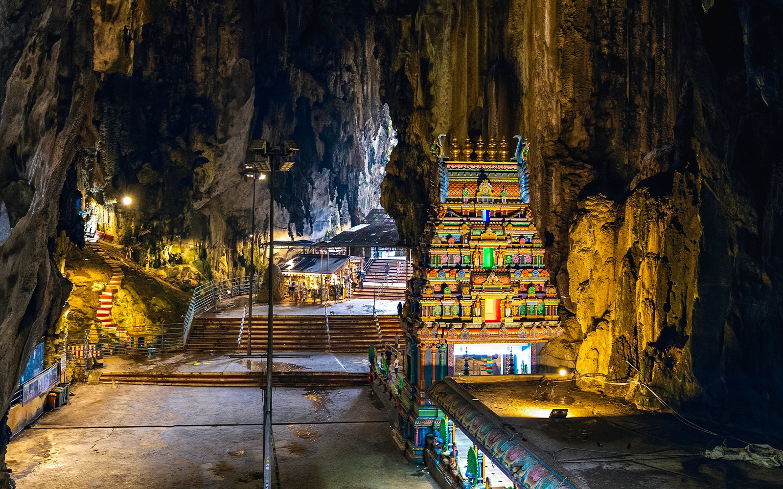 From Kuala Lumpur: Private Half-Day Batu Caves & Cultural Temple Tour with Transfers — gallery 1