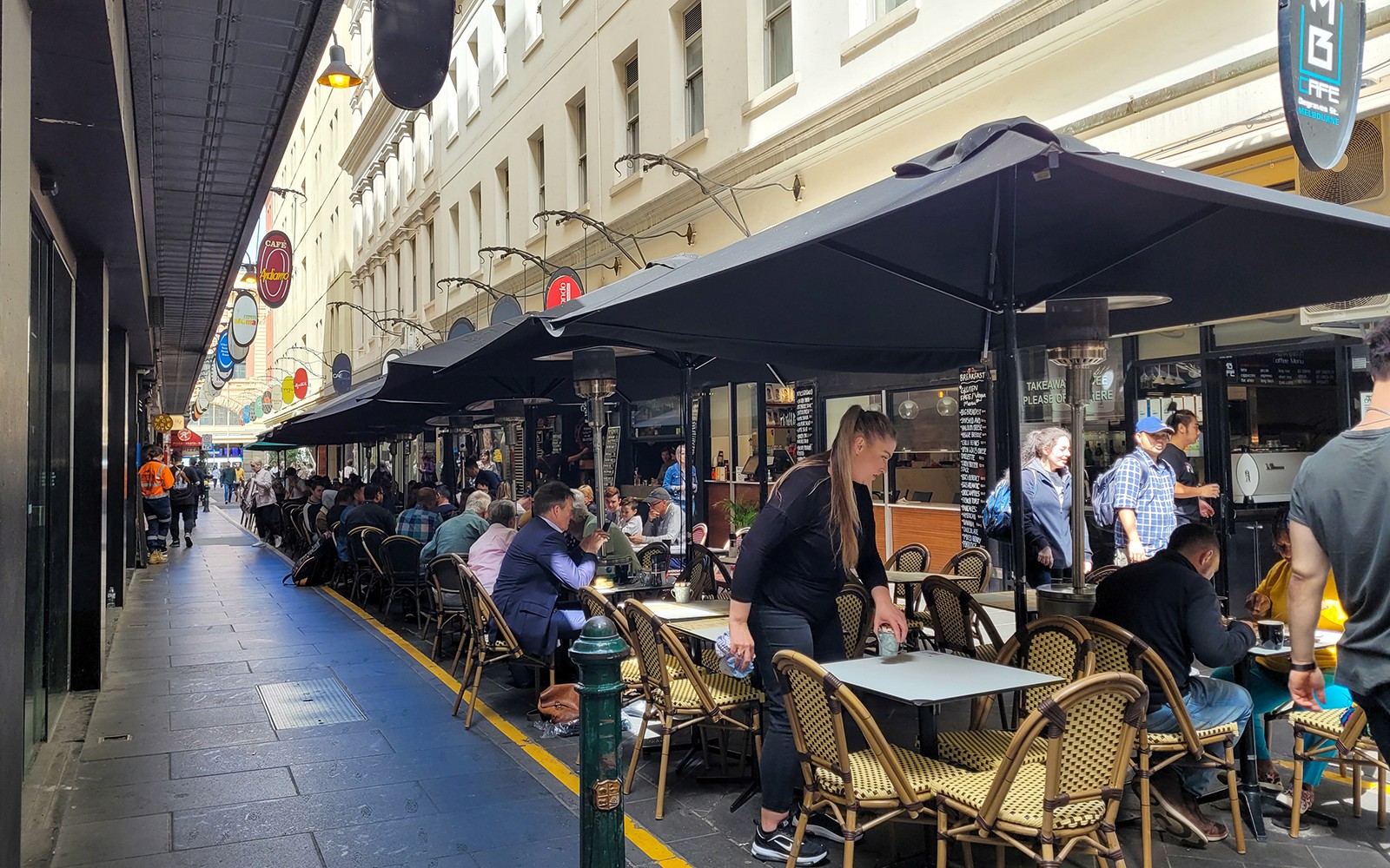 Melbourne Guided Walking Tour with Coffee — gallery 4