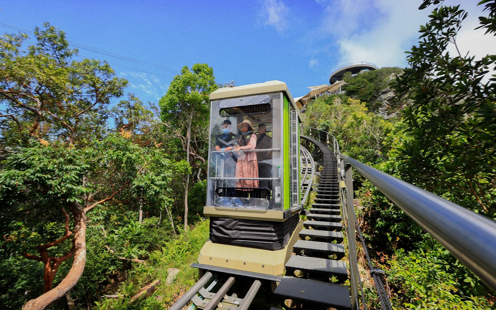 Langkawi SkyBridge with Cable Car Tickets