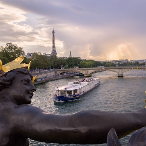 Seine River: Brunch Cruise by Le Capitaine Fracasse — gallery 1