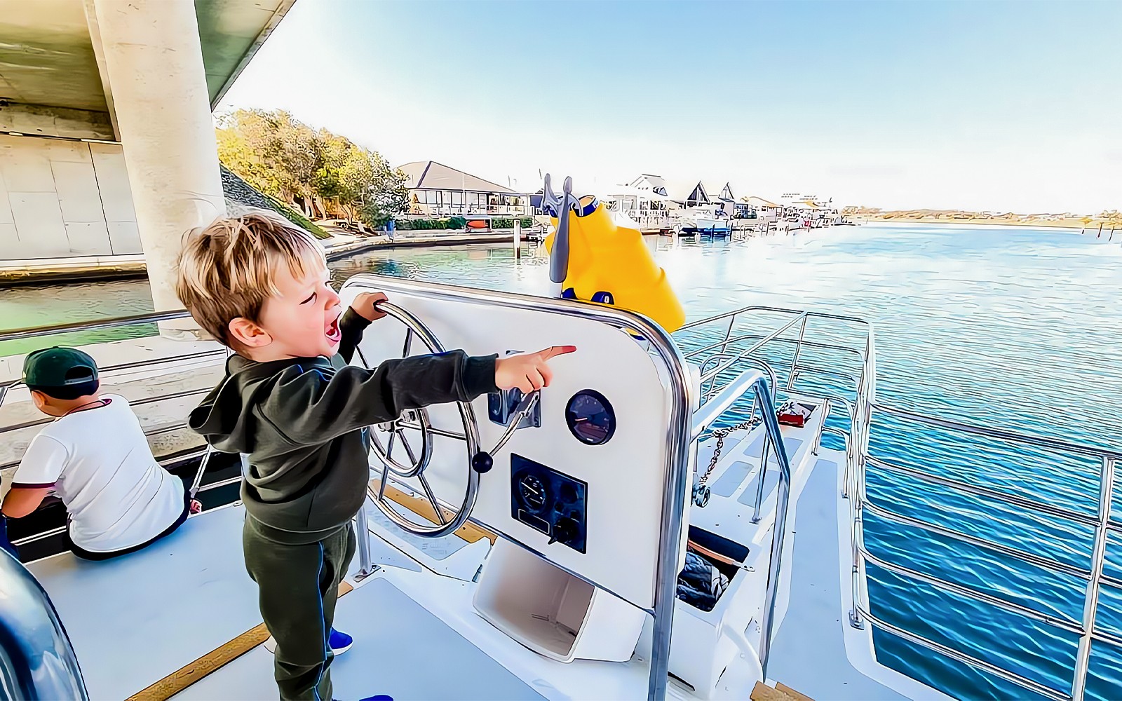 From Mandurah: Scenic View Dolphin Cruise