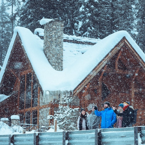 Lake Louise & Yoho National Park: Winter Tour from Banff