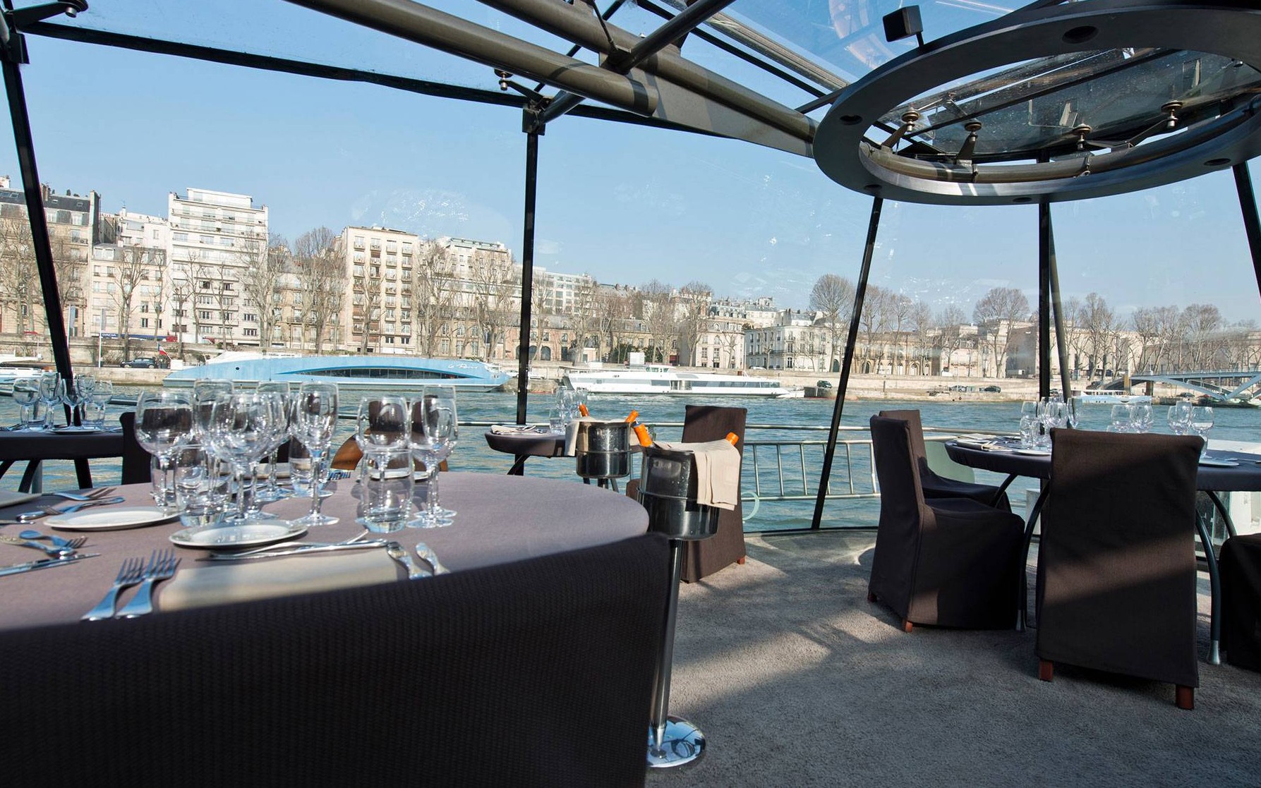 Bateaux Parisiens Seine River Lunch Cruise with French Menu
