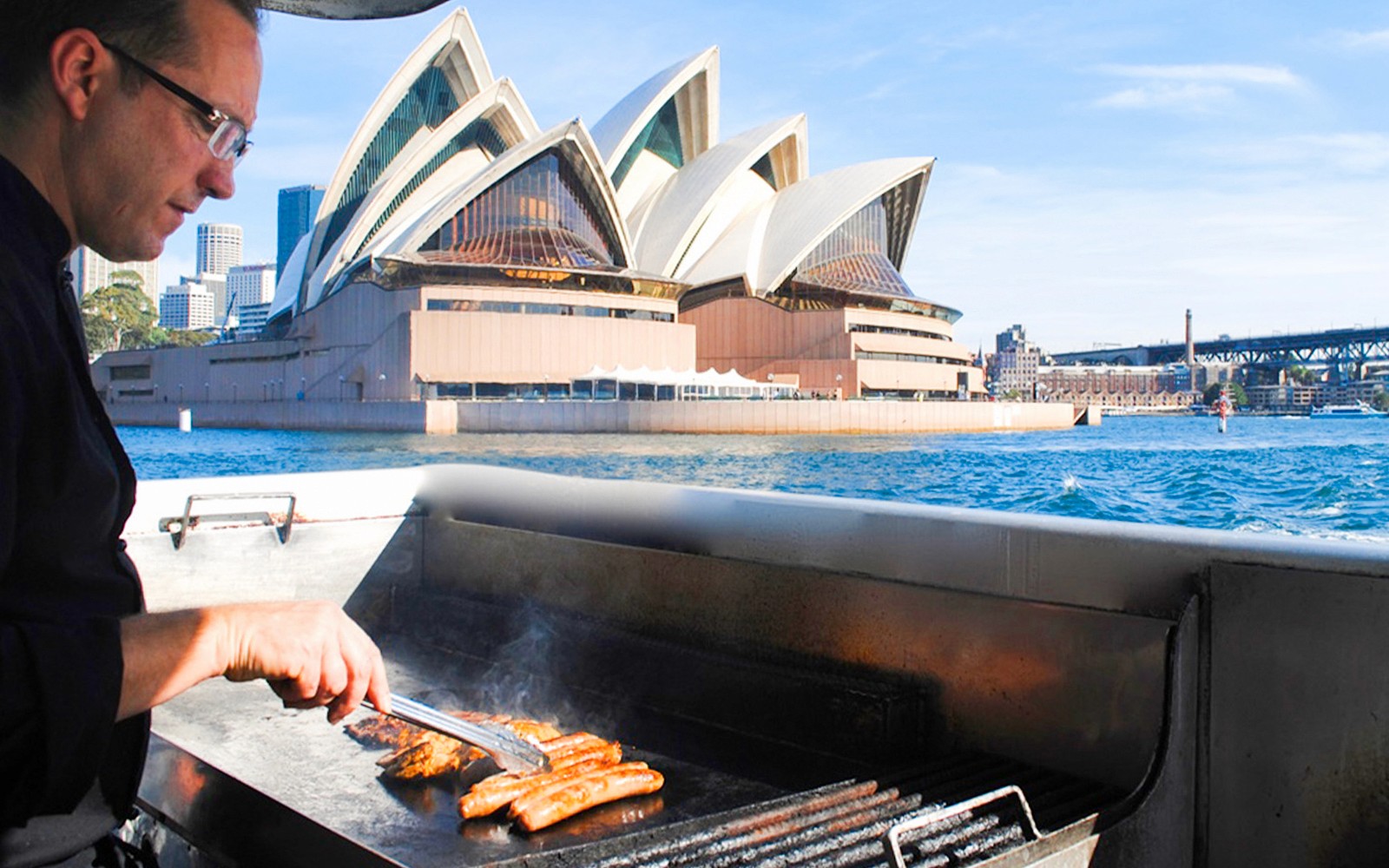 Sydney Whale Watching Cruise with Onboard Buffet
