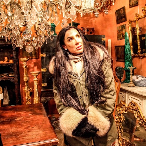 Vintage Paris: St. Ouen Flea Market Tour — gallery 4