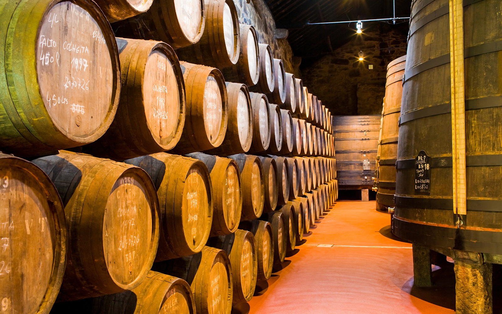 Guided Tour of Cálem Cellars with Tasting Experience