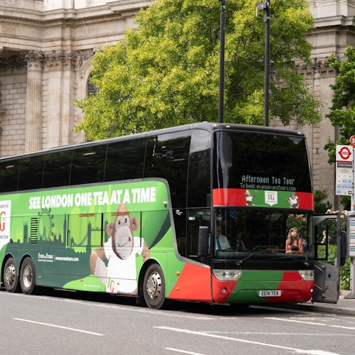 PG Tips Afternoon Tea + Sightseeing Bus Tour with Buckingham Palace State Rooms — gallery 1