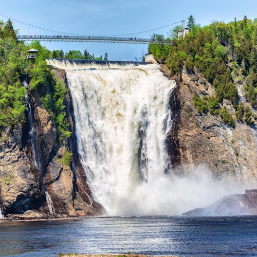 Quebec City: Guided Day Trip from Montreal with Montmorency Falls & Cruise — gallery 1