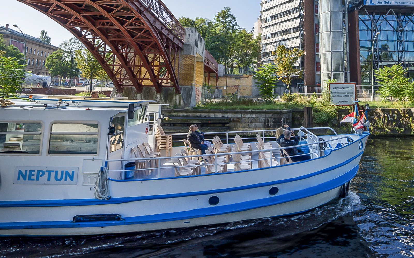 3.25-Hour Spree & Landwehrkanal Boat Tour — gallery 4