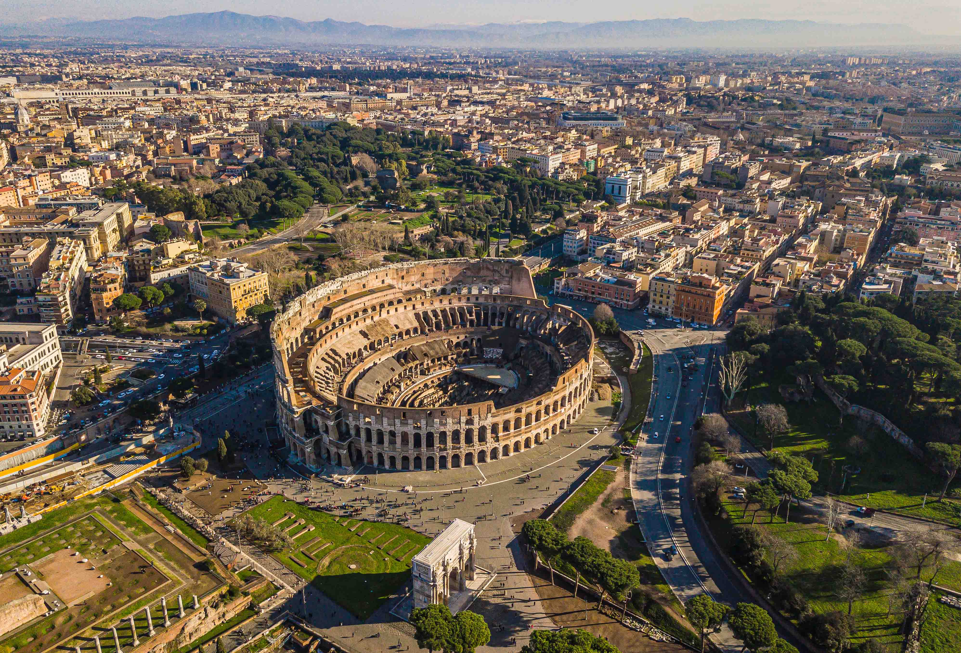 Colosseum Evening Guided Tour with Arena Access