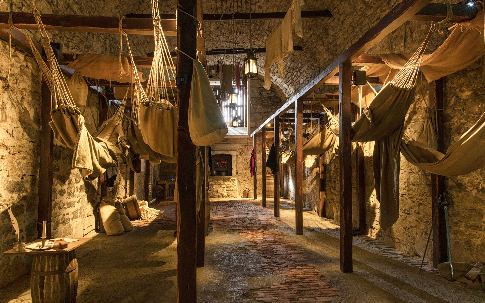 Edinburgh Castle Guided Tour — gallery 4