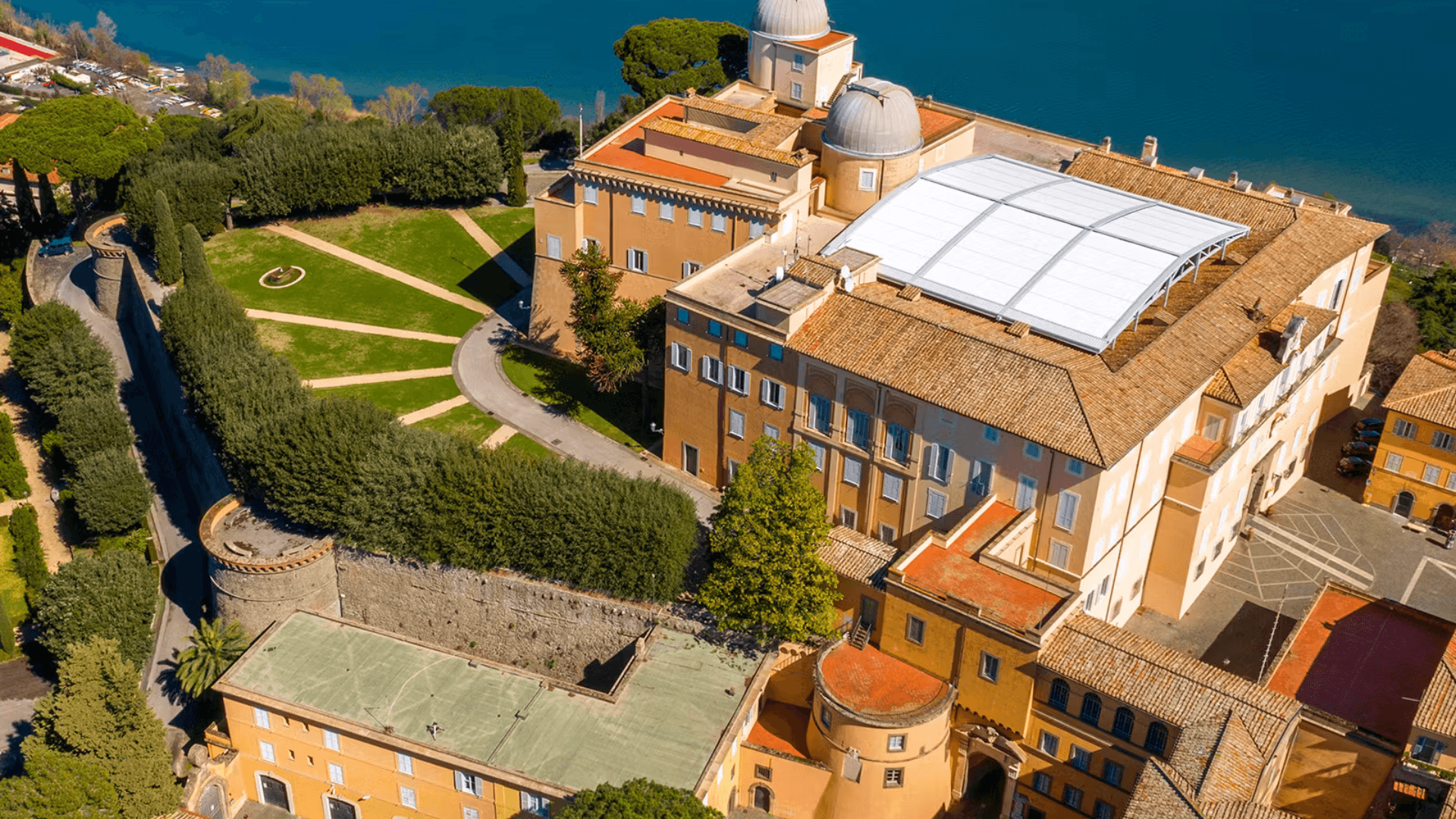 Castel Gandolfo's Apostolic Palace & Secret Garden Ticket — gallery 2