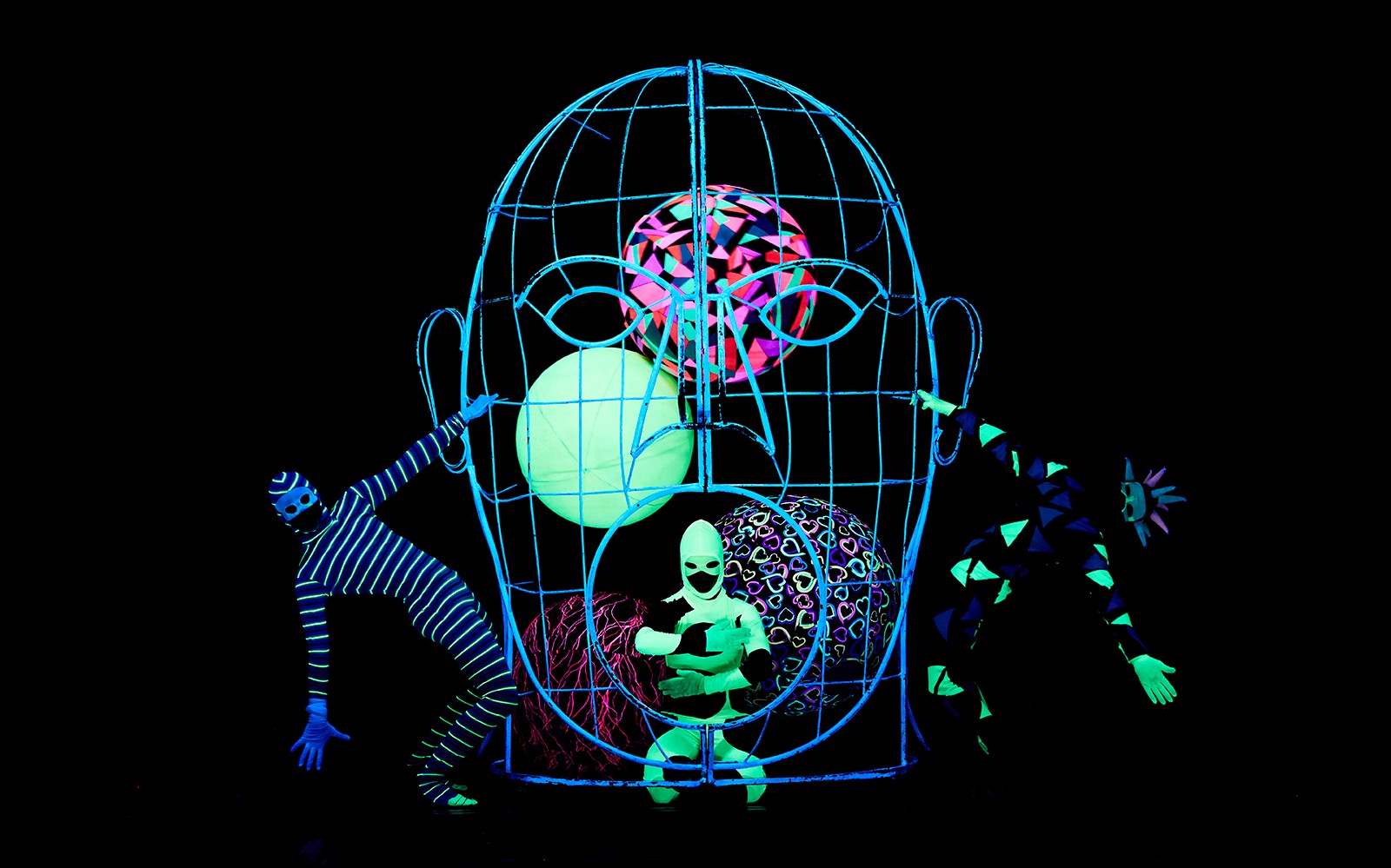 Tickets to the WOW Show Black Light Theater — gallery 1