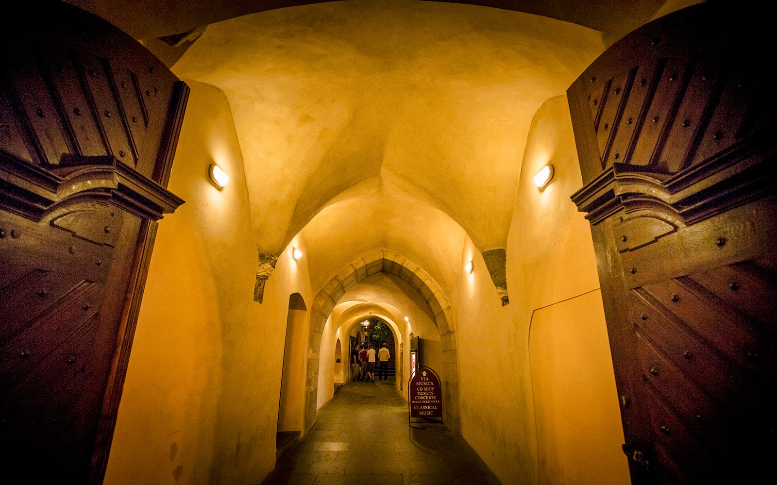 1.5-Hr Guided Walking Tour of Prague Ghosts & Legends of the Old Town