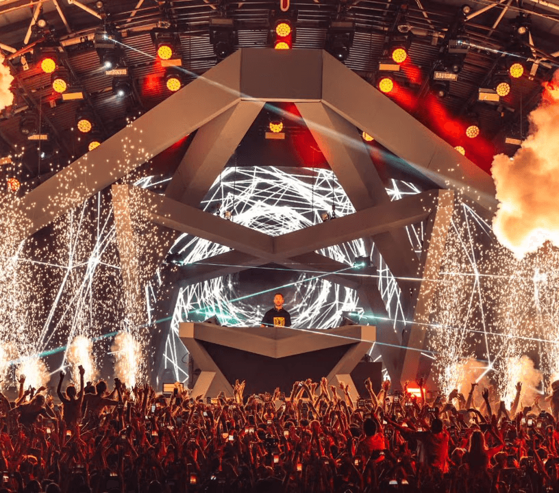 Ushuaïa on Fridays: Calvin Harris Tickets — gallery 3