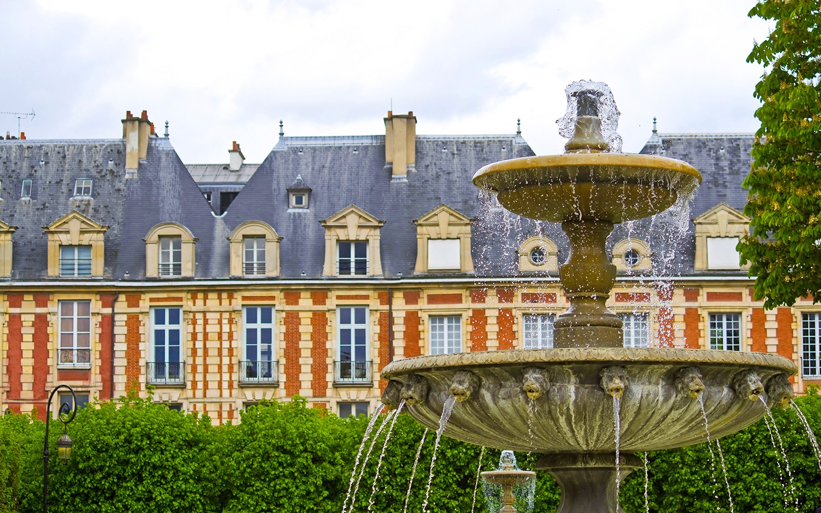 Maison de Victor Hugo Museum & Current Exhibition Tickets