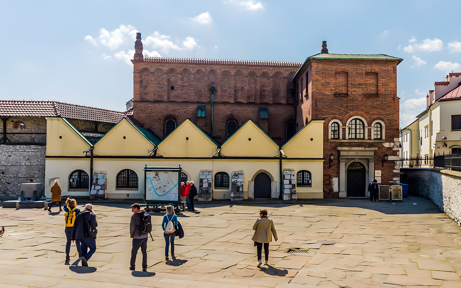 Jewish Quarter Kazimierz & Schindler's Factory Guided Tour 