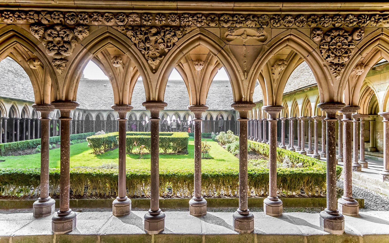 From Paris: Mont-Saint-Michel Tickets with Round-Trip Transfers