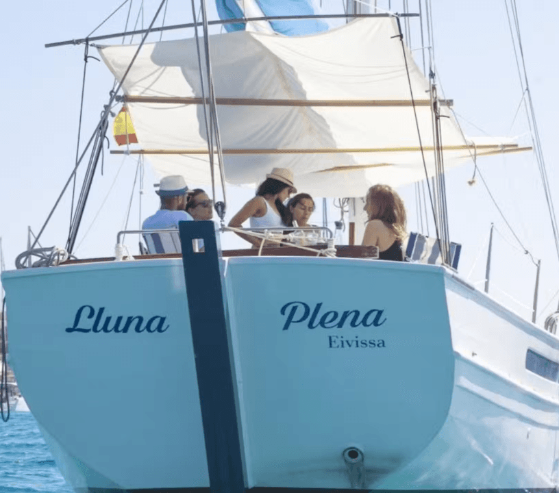 Ibiza: Private Sailboat with Premium Open Bar, Food & Music — gallery 4