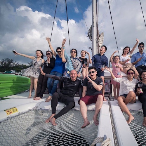 Singapore: Cruise from Sentosa with Paddle Boarding or Kayaking