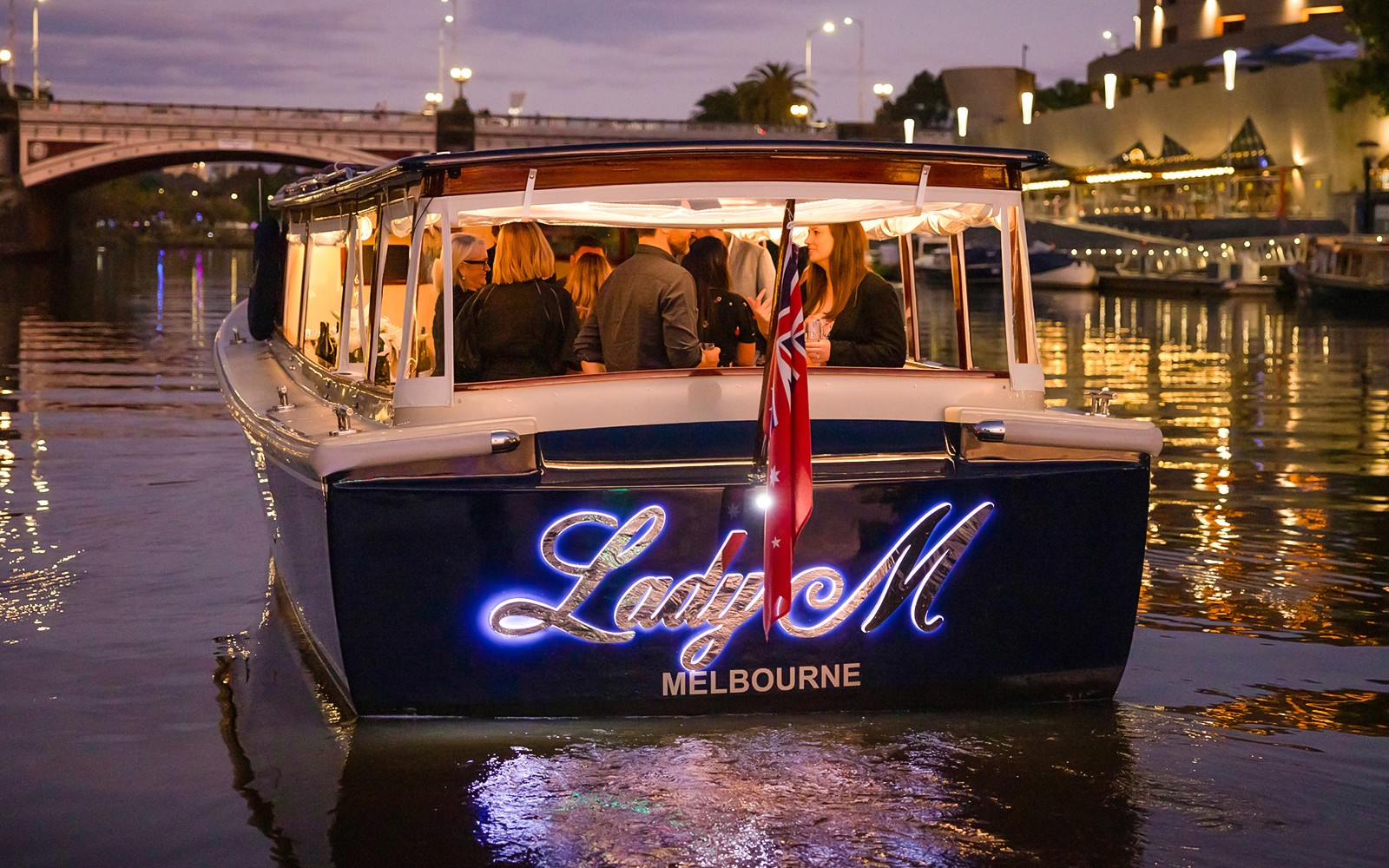 1.5-Hour Small-Group Sunset Sightseeing Cruise on Yarra River
