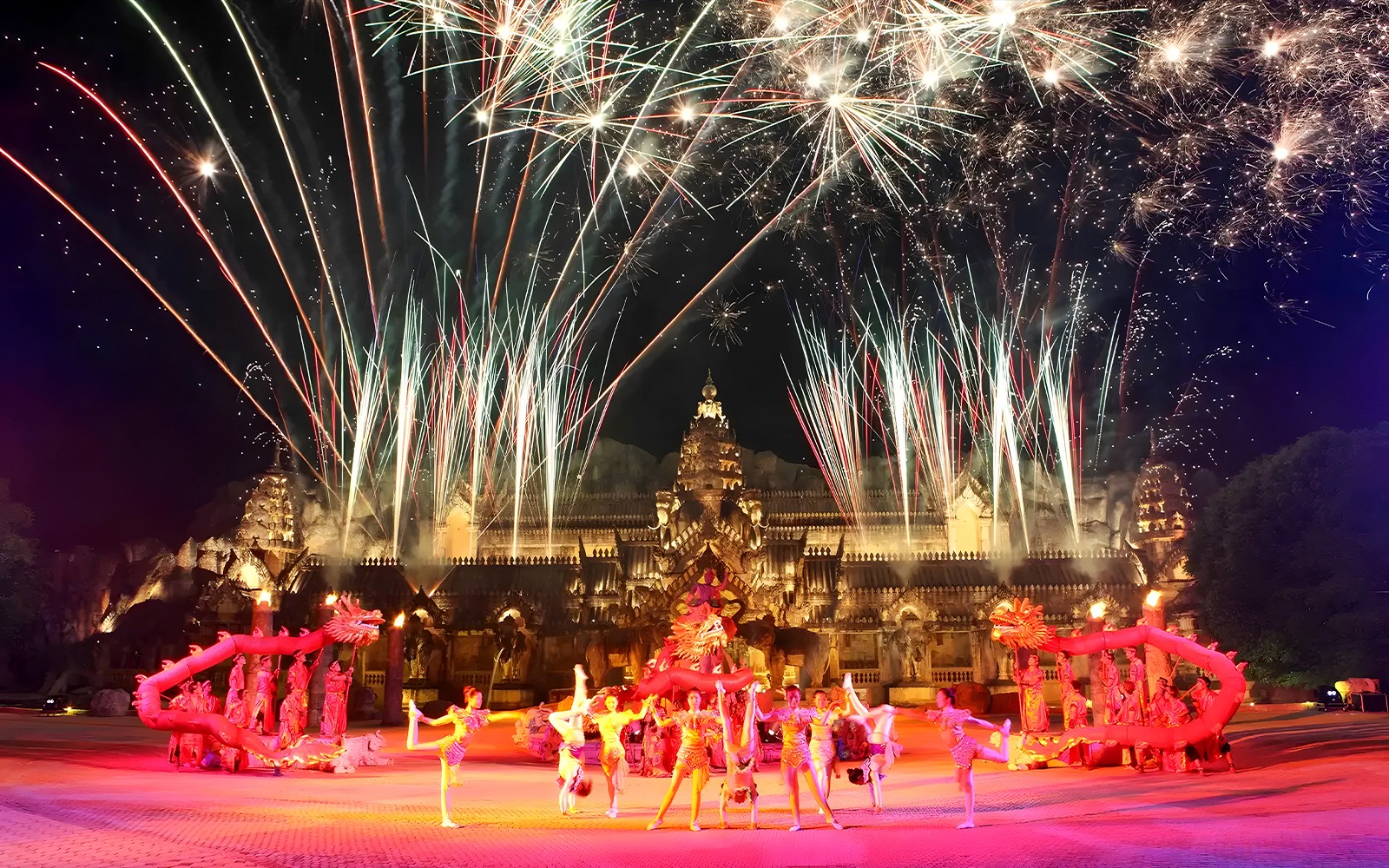 Phuket Fantasea Group Saver Tickets: Group of 3 & More