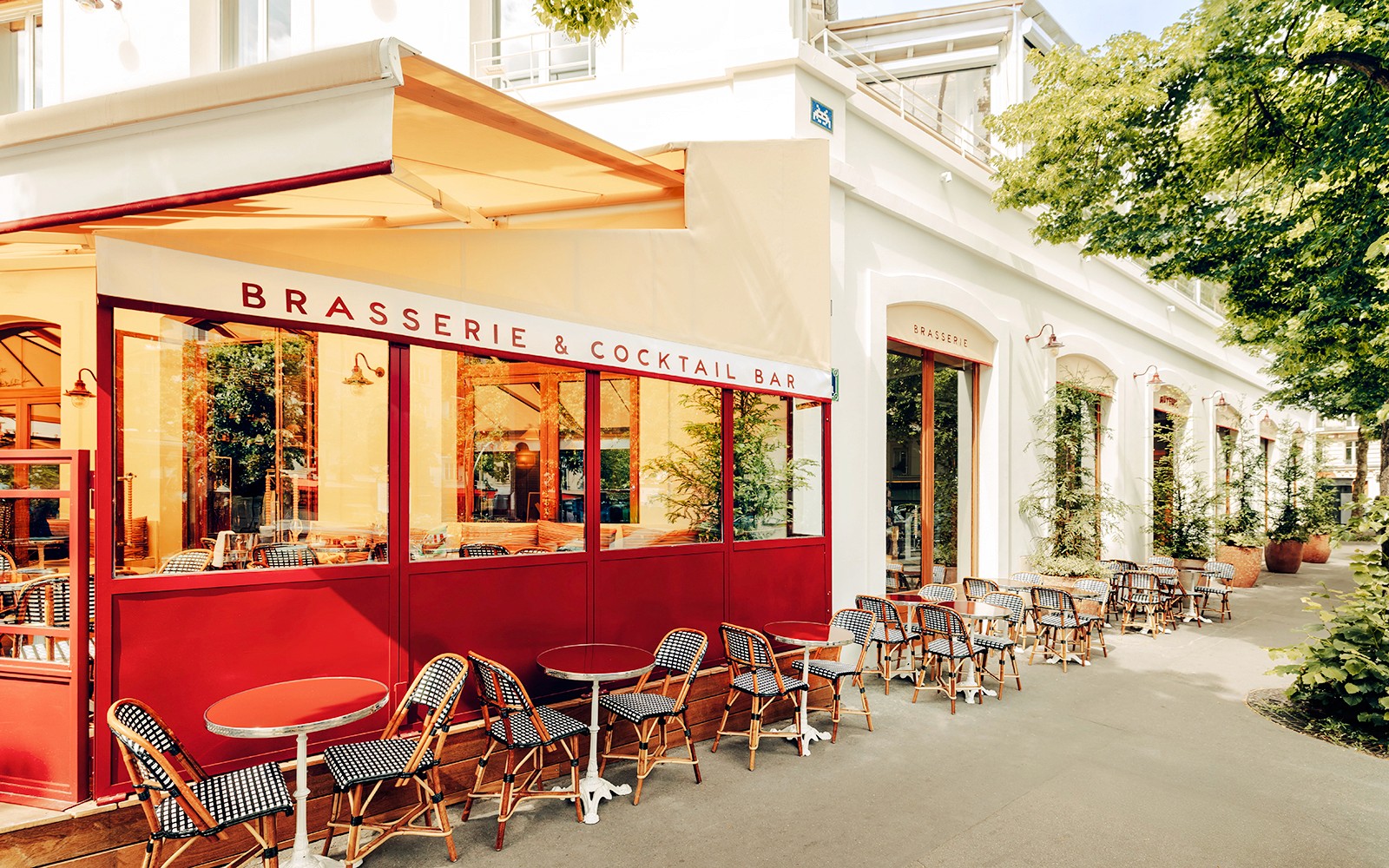 Brasserie Auteuil: French-Mediterranean Restaurant Near Roland Garros Stadium