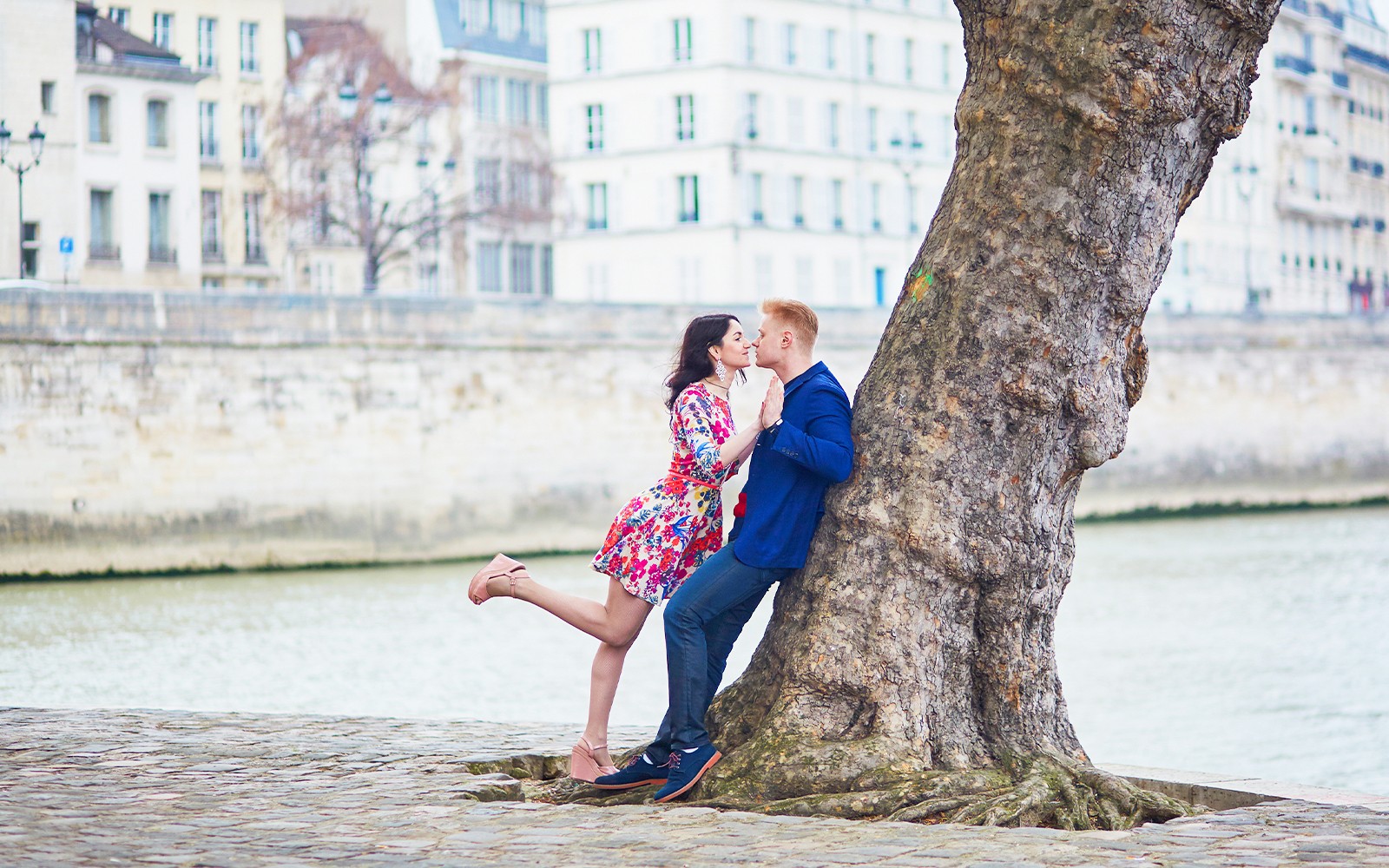Romantic Photoshoot for Couples in Paris — gallery 2