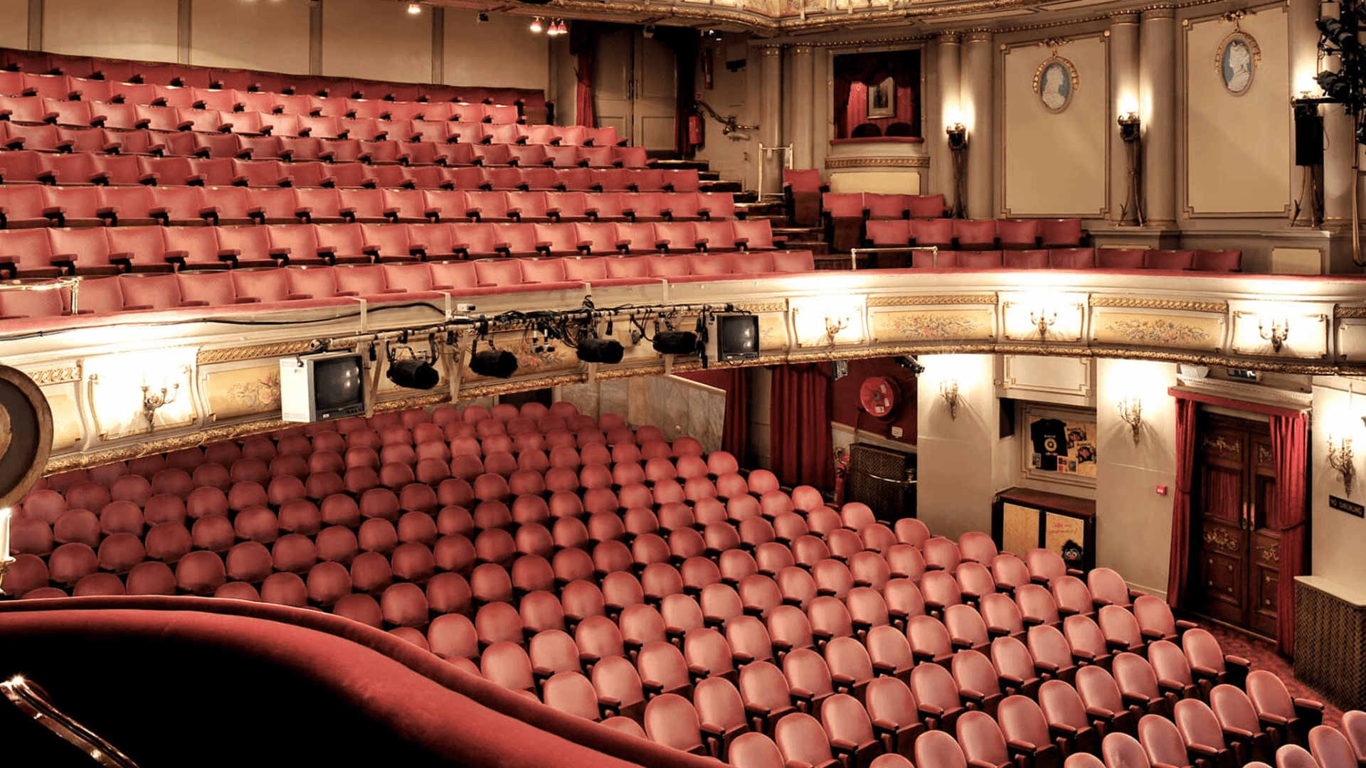 Inside Noel Coward Theatre — view 1